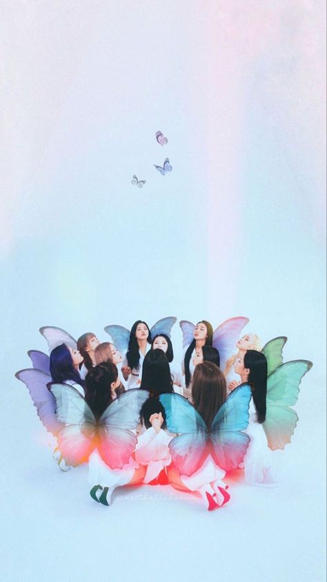 Loona Butterfly, Loona Wallpaper, Farewell Parties, K Wallpaper, Christian School, More Wallpaper, Follow My Instagram, Wallpaper Pictures, Butterfly Wallpaper