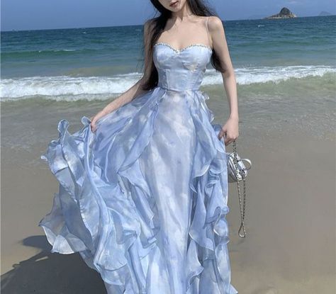 Korean fashion Prom Blue Dress, Prom Blue, Ruffles Dresses, Summer Beach Style, Dress One Piece, Straight Cut Pants, Summer Fashion Beach, Style Party, Long Summer Dresses