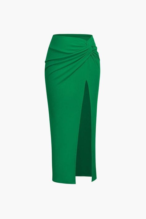 Summer Knitwear, Outfit Pieces, Skirt Collection, Trendy Bottoms, Western Chic, Knit Midi Skirt, Beautiful Skirts, Knit Midi, Green Skirt