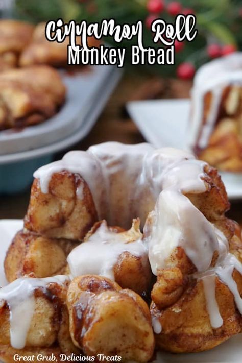 Cinnamon Roll Monkey Bread is a mini Bundt pan recipe made with refrigerated Pillsbury Grand cinnamon rolls, each cut into 6 pieces and tossed with melted butter and sprinkled with a cinnamon sugar mixture then baked to perfection. Cinnamon Dessert Recipes, Mini Monkey Bread, Breakfast Buns, Bundt Pan Recipes, Cinnamon Roll Monkey Bread, Pecan Cobbler, Breakfast Pastry, Honey Barbecue, Cinnamon Roll Dough