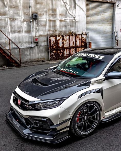 Honda Civic Modified, Civic Modified, Egirl Poses, Honda Inspire, Honda Civic Car, Civic Car, Cool Car Accessories, Civic Type R, Car Racer