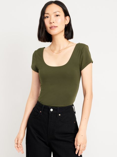 Plain green t shirt