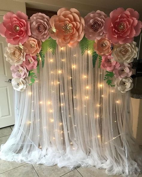 Paper Flower Decor, Wedding Design Decoration, Paper Flower Backdrop, Paper Flowers Craft, Paper Flower Wall, Giant Paper Flowers, Kraf Diy, Paper Flower Tutorial, Desi Wedding