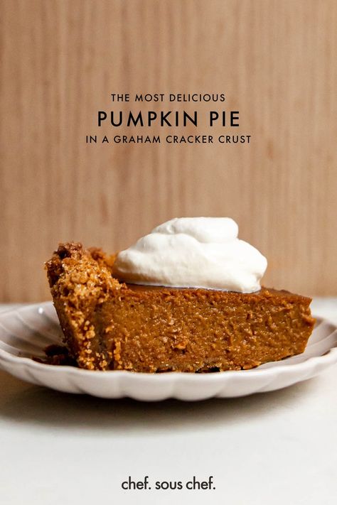 Combine your love for pumpkin pie and graham cracker crust with this irresistible recipe! Creamy pumpkin filling with a hint of vanilla and spice bakes perfectly in a crunchy, sweet crust for a delicious twist on the classic. Pumpkin Pie Graham Cracker Crust, Pie Graham Cracker Crust, Unique Thanksgiving Recipes, Pie With Graham Cracker Crust, Unique Recipes Desserts, Graham Cracker Crust Recipe, Recipe Ingredients List, Pumpkin Filling, Graham Cracker Crust Pie