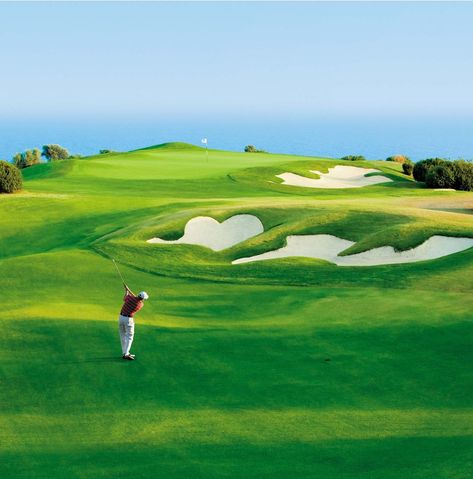 Cyprus - Astonishing golf courses Golf Landscape, Golf Painting, Golf Push Cart, Personal Profile, Golf Photography, Best Golf Clubs, Golf Vacations, Golf Chipping, Golf Art