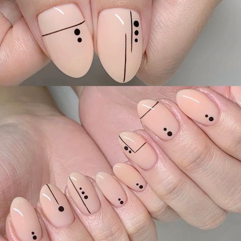 Polished Nails, Minimal Nails Art, Beauty Hacks Nails, Geometric Nail Art, Minimal Nails, Geometric Nail, Nail Styles, Beauty Stuff, Straight Lines