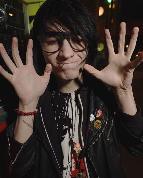 Hot Emo Guy, Cute Emo Guys, Jake Weber, Emo Boyfriend, Emo Men, The Cardigans, Johnnie Guilbert, Emo Guys, Cute Emo