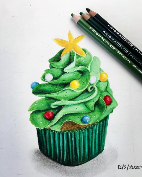 Colored Pencil Lessons, Colored Pencil Artwork Ideas, Prismacolor Drawing, Xmas Drawing, Christmas Tree Drawing, O Christmas Tree, Prismacolor Art, Disney Paintings, Colored Pencil Artwork