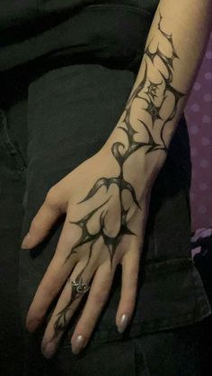 Hand Tattoos Marker, Tattoos With Marker, Emo Aesthetic Tattoos, Cybersigil Tattoo Hand, Hand Marker Tattoos, Emo Henna Designs, Hand Tattoos Goth, Body Marker Tattoo Designs, Emo Arm Tattoos