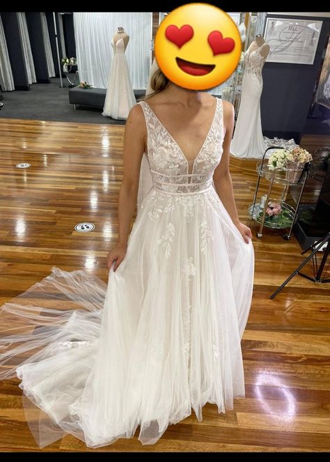 Said Yes To The Dress, Flat Chested, V Neck Wedding Dress, Smart Auto, Yes To The Dress, Wedding Plans, A Fan, Wedding Pictures, Deep V Neck