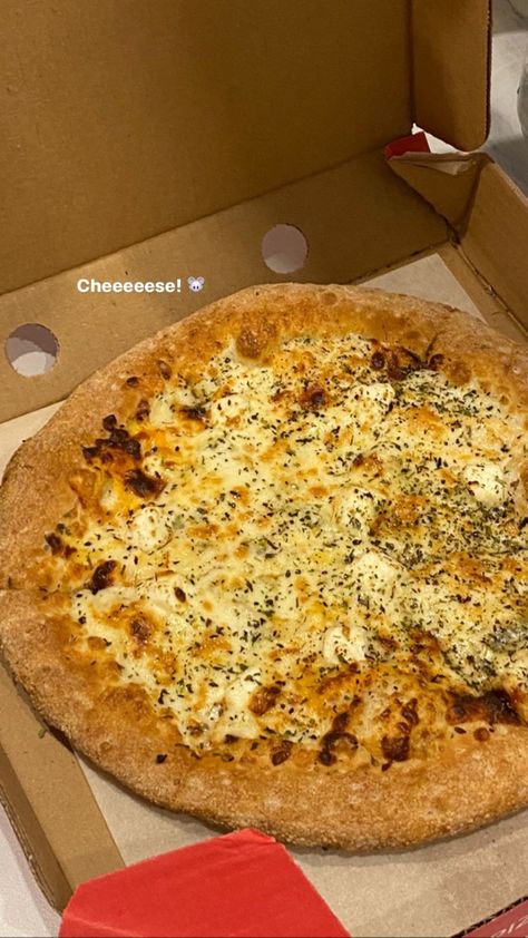 Pizza Ig Story Ideas, Pizza Aesthetic Instagram Story, Pizza Captions Instagram, Food Insta Captions, Pizza Instagram Story, Pizza Snap, Pizza Story, Eating Food Funny, Food Captions