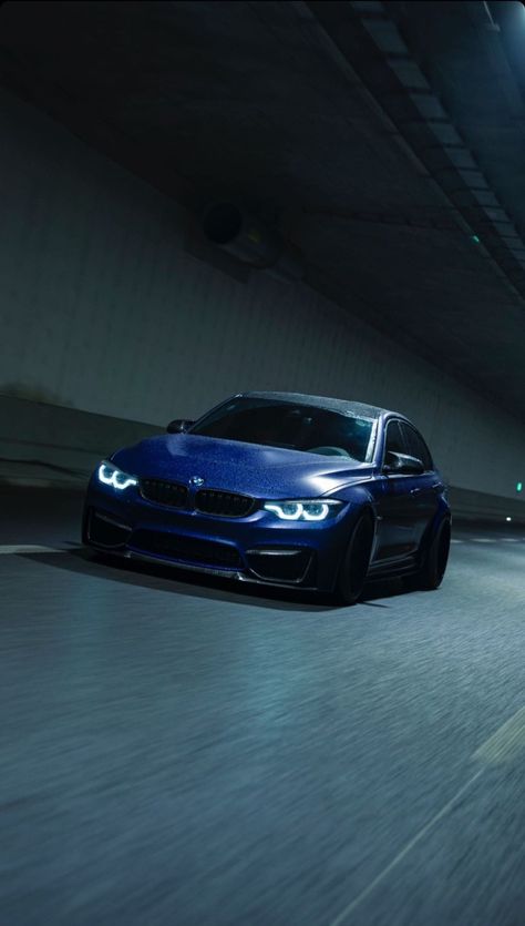 M5 Wallpaper, Blue Bmw, Ronaldo Real Madrid, F80 M3, Cool Car Pictures, Bmw 4, Fancy Cars, Pretty Cars, Bmw M4