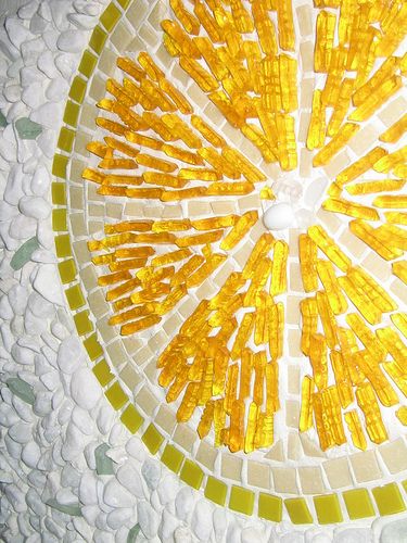 Lemon+1 Lemon Mosaic, Mosaic Pictures, Mosaic Art Projects, Mosaic Madness, Mosaic Table, Mosaic Projects, Inspiration Wall, Stained Glass Projects, Mosaic Designs