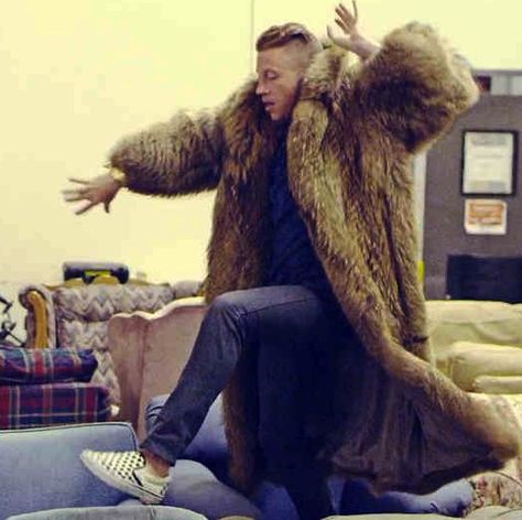 Macklemore in "Thrift Shop" Macklemore, Thrift Shop