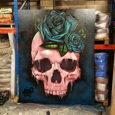 Halloween Skull Painting Ideas, Skull Mural Art, Diy Skull Painting, Skull Painting Ideas On Canvas, Skull Canvas Painting, Skull Art Painting, Paint Markers Ideas, Skeleton Painting Acrylic, Skull Paintings