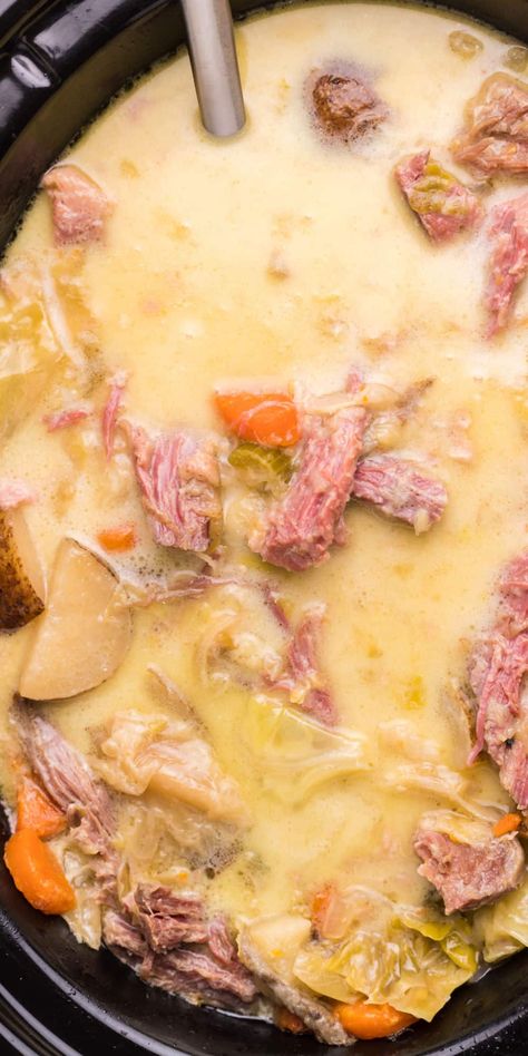 Love corned beef and cabbage? Try this creamy corned beef and cabbage soup ASAP! So much flavor in the broth. Corned Beef And Cabbage Soup, Corned Beef Soup, Beef And Cabbage Soup, Corn Beef And Cabbage Soup, Cabbage Soup Recipe, Magical Slow Cooker, Slow Cooker Corned Beef, Corn Beef, Corned Beef And Cabbage