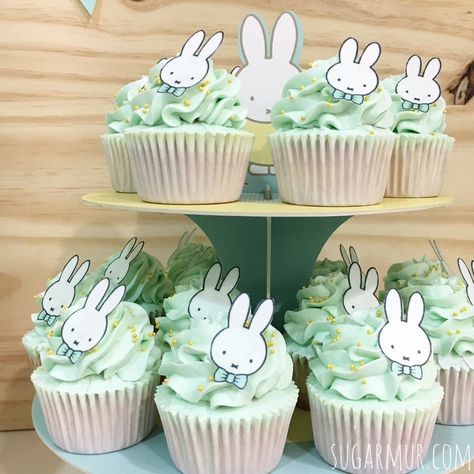 Miffy cupcakes Miffy Cupcakes, Miffy Birthday, Miffy Party, Miffy Cake, My Sweet Sister, Bunny Party, Birthday Themes For Boys, Shandy, 17th Birthday