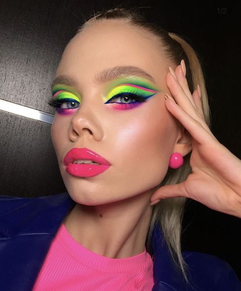 Makeup Collage, Look 80s, Neon Eyeshadow, 80s Makeup, Cute Eyeshadow Looks, Neon Makeup, Pride Makeup, Rave Makeup, Natural Lip Colors