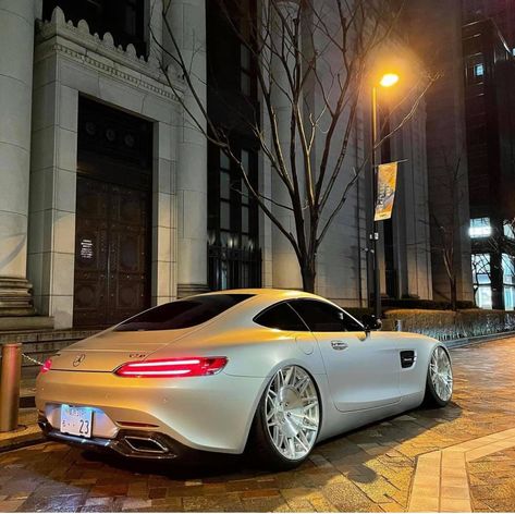 Mercedes Benz Sports Car, Sl55 Amg, Mercedes Benz Coupe, Luxury Cars Range Rover, Europe Car, So Relatable, New Luxury Cars, Stance Cars, Dream Cars Jeep