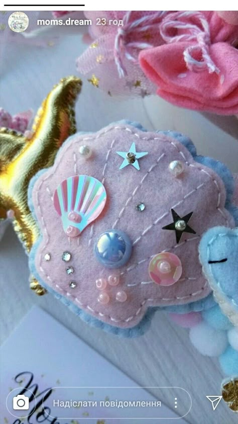 Disney Fabric Crafts, Felt Mermaid Ornament, Felt Seashells, Mermaid Felt, Felt Mermaid, Kawaii Felt, Felt Keyring, Felt Plushie, Felt Crafts Patterns