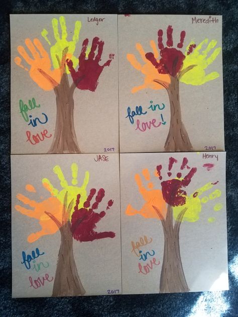 Fall tree/leaf handprint art Fall Leaf Handprints, Fall Tree Handprint Art, Leaf Art For Infants, Leaf Art Toddlers, Leaf Toddler Crafts, Leaves And Trees Crafts Preschool, Leaf Handprint Art, Leaf Art Preschool, Handprint Leaf