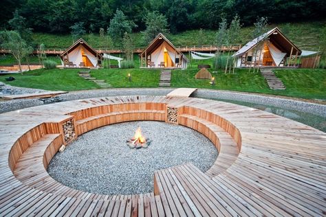 Glamping Ideas Rv Camping, Glamping Inspiration, Resort Design Plan, Glamping Ideas, Auto Camping, Glamping Resorts, Camping Resort, Luxury Glamping, Glamping Site