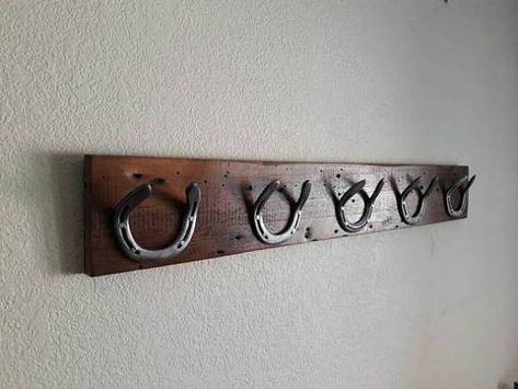 Wood Coat Hanger, Horseshoe Crafts Projects, Horseshoe Projects, Western Stuff, Barn Storage, Horseshoe Decor, Barn Coat, Horseshoe Crafts, Barrel Stave