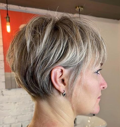 Wispy Long Pixie with Short Crown Layers Crown Layers, Short Haircuts Fine Hair, Long Pixie Bob, Short Pixie Bob, Longer Pixie Haircut, Long Pixie Hairstyles, Short Hairstyles Fine, Fine Straight Hair, Pixie Cut With Bangs