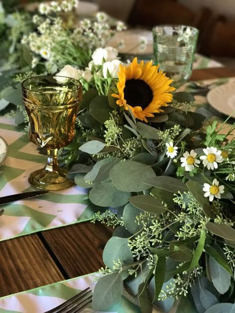 Eucalyptus And Sunflowers, Wedding Table Sunflower, Sunflower Eucalyptus Centerpiece, Sunflower Garland Wedding, Sunflowers And Eucalyptus Wedding, Modern Sunflower Wedding, Sunflower Brunch Theme, Sunflower And Eucalyptus Wedding, Green And Sunflower Wedding