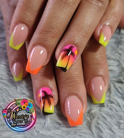 Spring Tropical Nails, French Tip Nails With Tropical Design, Palm Tree French Tip Nails, French Nails With Palm Tree, Palm Tree Nails Short, Tropical Nail Art Vacations, Tropical Nail Designs Bright Colors, Neon Sunset Nails, Vacation Nails Palm Trees