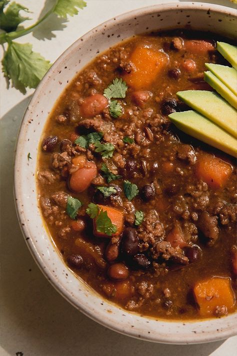 Nightshade Free Veggie Chili - Unbound Wellness Tomato Free Chili, Freezer Desserts Recipes, Dairy Free Queso, Nightshade Vegetables, Nightshade Free Recipes, Unbound Wellness, Veggie Chili, Breakfast Appetizers, Paleo Pumpkin