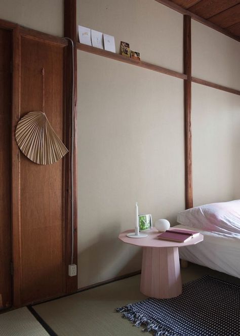 Geometric Japanese Furniture with Sustainability in Mind - Remodelista Japanese Door, Paneled Walls, Japanese Furniture, Japanese Interior, Wooden Kitchen, Japanese House, Interior Spaces, Interior Inspiration, Habitat