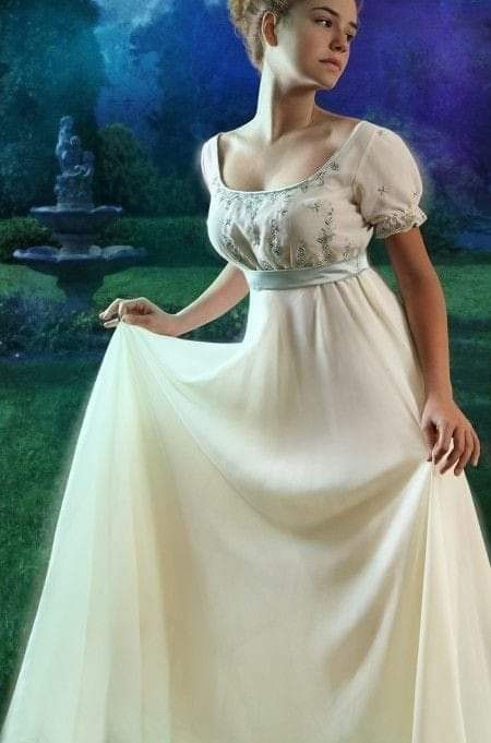 Regency Gown, Regency Era Fashion, Regency Dress, Regency Fashion, Old Fashion Dresses, Vintage Gowns, Empire Dress, Vestidos Vintage, Fantasy Dress