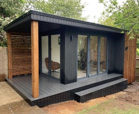 Backyard Guest Room, Garden Office Uk, Backyard Office Studio, Bloxburg Home, Garden Office Shed, Office Shed, Modern Shed, Studio Shed, Summer House Garden