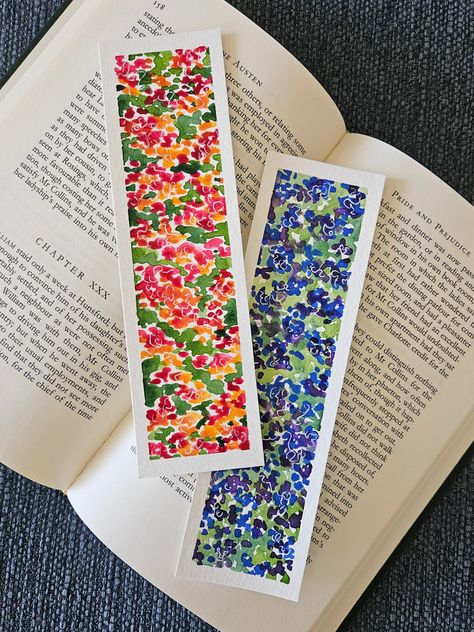 Cute Small Handmade Gifts, Diy Painting Gift Ideas, Art Things To Sell, Mini Paintings Ideas Watercolors, Aesthetic Crafts Ideas, Hand Painted Ideas, Diy Painted Gifts, Creative Bookmark Ideas, Gouache Bookmarks Ideas