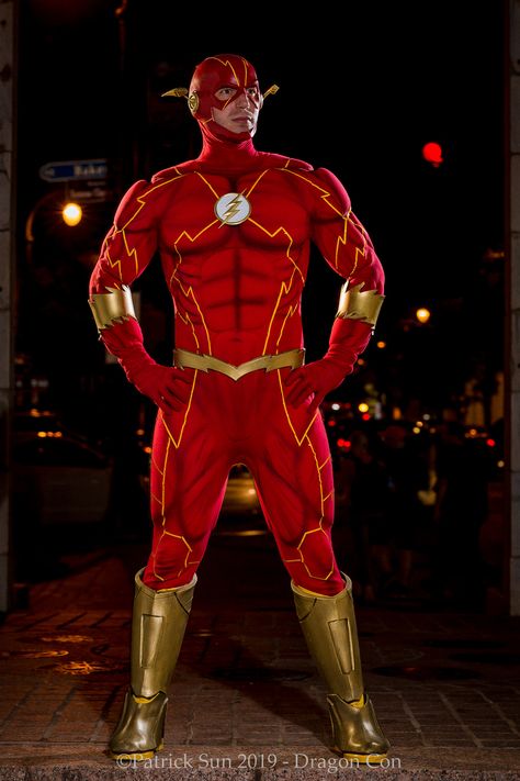 Flash (DC) #cosplay | Dragon Con 2019 | PC: Patrick Sun Flash Cosplay, Spiderman Wallpaper, Flash Comics, Dc Cosplay, Comics Art, Dc Comics Art, The Flash, Costume Ideas, Comic Art