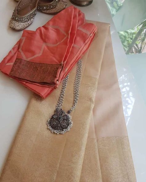 No photo description available. Cream Color Saree, Cream Saree, Plain Sarees, Saree Accessories, Saree Blouse Styles, Cotton Saree Blouse Designs, Cotton Blouse Design, Cotton Saree Blouse, Indian Sari Dress