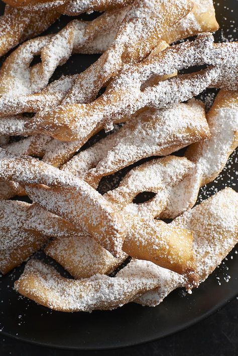 Traditional fried Polish cookies for the holidays. German Fried Dough, Polish Fried Dough, Fried Cookies Recipe, Polish Baked Goods, Polish Bread Recipes, Polish Chrusciki Recipe, Ukrainian Dessert, Chrusciki Recipe, Fried Cookies