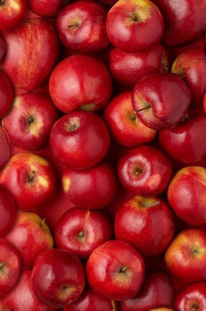 Red Apples Aesthetic, Pictures Of Apples, Apple Aesthetic Fruit, Apples Aesthetic, Apples Background, Apples Wallpaper, Fruits Photography, How To Store Apples, Apple Pie Filling Recipes