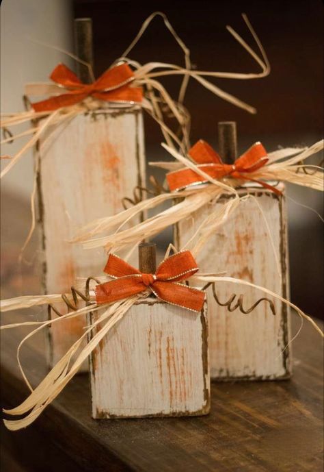 Fall Lettering, Fall Party Ideas, Fall Pinterest, Rustic Paint, Block Pumpkins, Fall Craft Fairs, Fall Wood Crafts, Fall Pumpkin Crafts, Fall Decor Diy Crafts