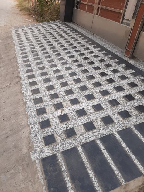 Like for more designs Gate Ramp Design Granite, Ramp Design For Main Gate, Granite Ramp Design, Granite Ramp Design Entrance, Car Ramp Design Entrance, Home Ramp Design, House Ramp Design, Ramp Design Entrance, Compound Gate