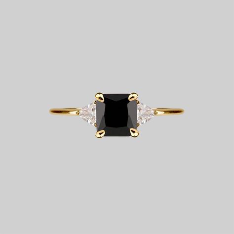 Classic Vintage Style, Spinel Gemstone, Vintage Style Rings, Gold Gemstone Ring, Pierced Jewelry, Black Spinel, Lovely Ring, Pretty Rings, Recycled Sterling Silver