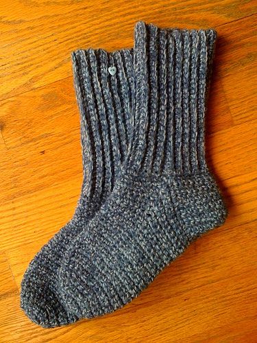 A collection of free Crochet Patterns : Photo                                                                                                                                                                                 More Crocheted Socks, Crochet Sock Pattern Free, Crochet Socks Pattern, Ravelry Crochet, Crochet Men, Socks Pattern, Crochet Socks, Haken Baby, Crochet Patterns Free Blanket