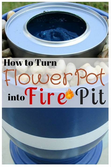 Diy Fire Pit Cheap, Country Garden Landscaping, Fire Pit Essentials, Fire Pit Gallery, Urban Backyard, Fire Pit Ring, Fire Pit Swings, Backyard Seating, Large Flower Pots