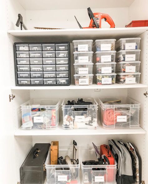 Screws And Bolts Storage, Nuts And Bolts Organization, Bit Storage Ideas, Screw Organization Ideas, Nail And Screw Organization Ideas, Screws Organization Ideas, Screw Storage Ideas, Nut And Bolt Storage, Organized Garage