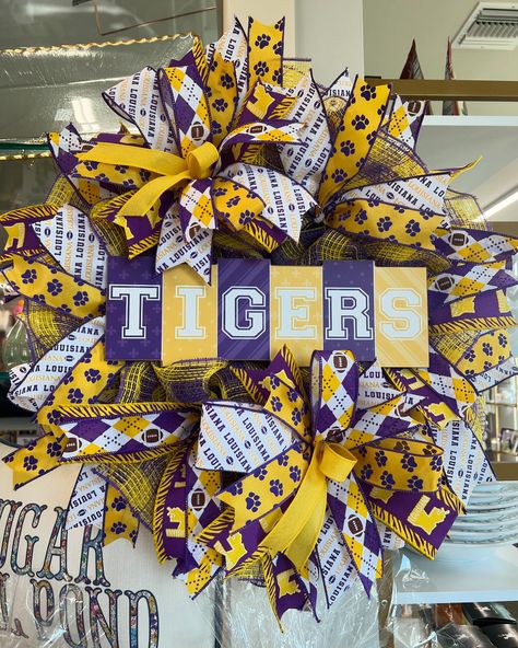 💜🤍💛LSU Wreaths💜🤍💛 LSU Wreaths Were Dropped Off Today! Perfect Way To Display Your Team Spirit On Your Home!🐅 We Should Have UL🤟 And Saints 🖤 Soon! These Are Crafted By A Local Artist!! 🩵 #geauxtigers #supportlocalartists #shoplocalyoungsville Pantry Diy, Geaux Tigers, Diy Pantry, Support Local Artists, Lsu Tigers, Local Artists, Team Spirit, Tigers, Pantry