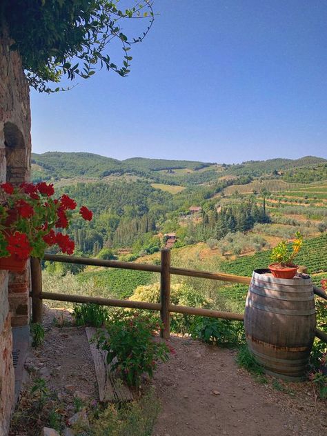 Italian Farm Aesthetic, Italian Country Side, French Countryside Aesthetic, Italia Aesthetic, Italian Farm, Countryside Homes, Italy Countryside, Real Sunset, Italian Countryside