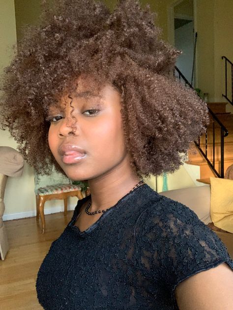 Chestnut Brown 4c Hair, Cinnamon Natural Hair, Brown 4c Hair Black Women, Twa Hair Color Ideas Dark Skin, Chocolate Brown Hair Dye Black Women, Honey Brown Afro, Brown Afro Hair, Chocolate Brown Afro Natural Hair, Dark Brown Natural Hair Black Women