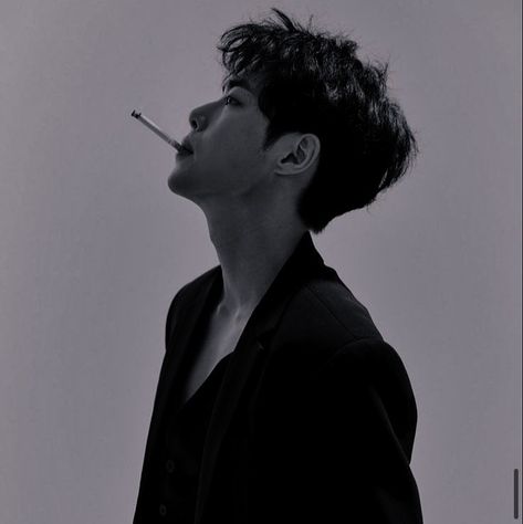 ✎ᝰ 𝐓𝐀𝐆𝐒 :: jo byung gyu. korean. actor. kdrama. aesthetic. dark. icon. Uncanny Counter Aesthetic, Ju Byung-gyu, Imvu Icons, Byeong Kyu, In Boyfriend Material, Actor Kdrama, Jo Byung-gyu, Uncanny Counter, Ghost Photography