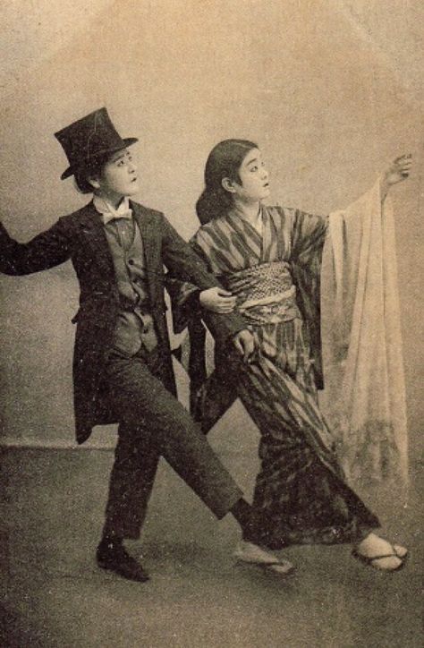 Japan January, Charlie Chan, Takarazuka Revue, Taisho Era, 1920s Outfits, Japanese Photography, World Dance, Japanese History, Old Photography